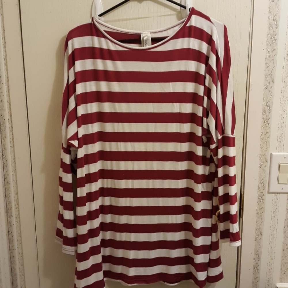 Magenta and creme piko